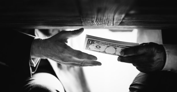 Obecne przepisy ustawy o kredycie konsumenckim (zwanej ustawą antylichwiarską) znacząco wpłynęły na polaryzację rynku pożyczek. Z jednej strony funkcjonują na nim duże, stabilne, profesjonalne instytucje pożyczkowe, które działają transparentnie i zgodnie z literą prawa. Mają długoterminową perspektywę działania, a relacje z swoimi klientami budują na zasadzie obustronnej korzyści.